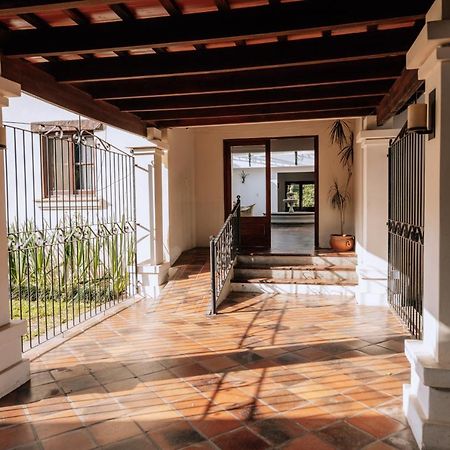 Hotel Torrontes San Lorenzo  Eksteriør billede