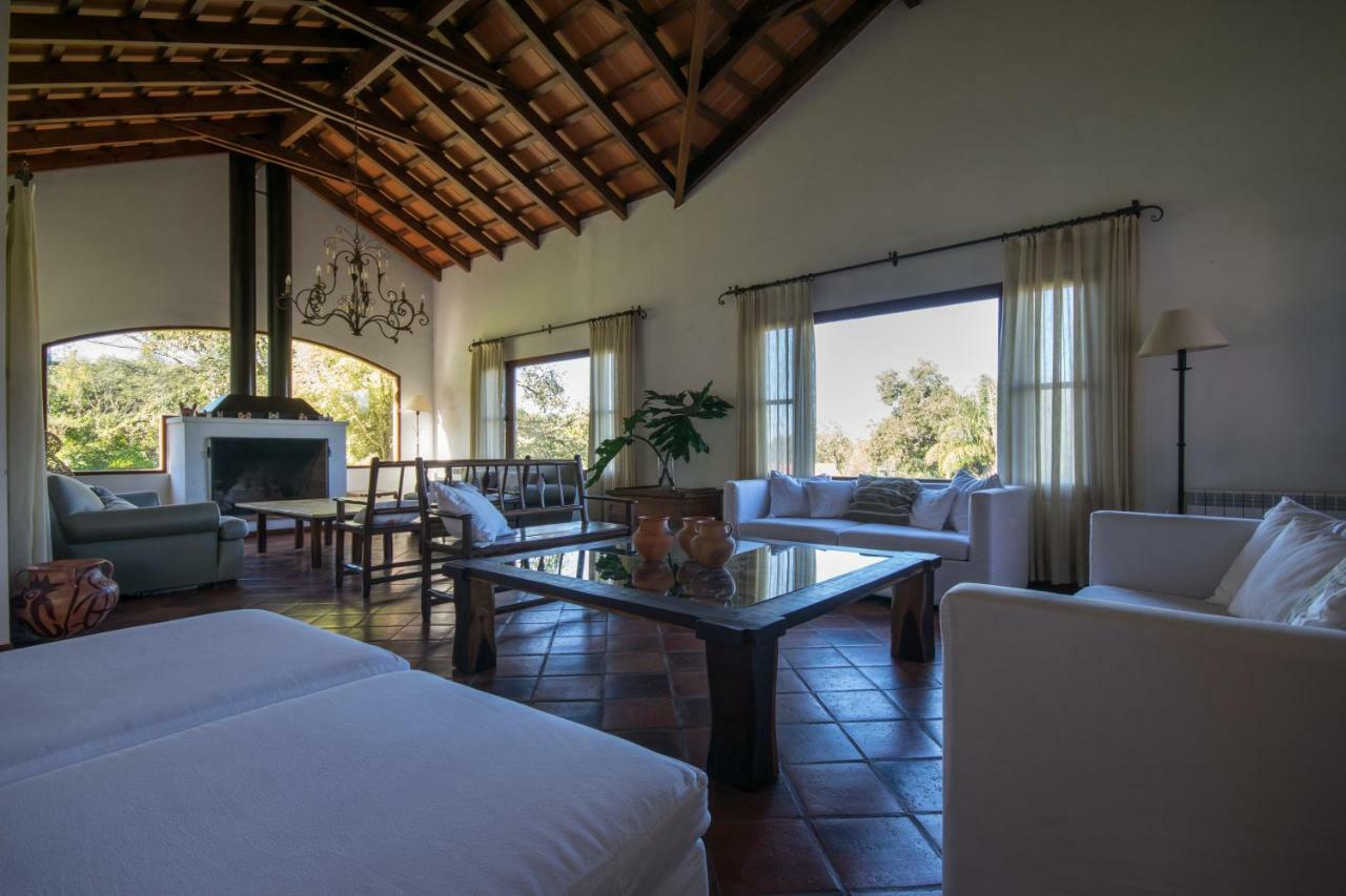 Hotel Torrontes San Lorenzo  Eksteriør billede